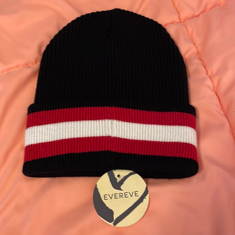 Beanie evereve brand new with tags